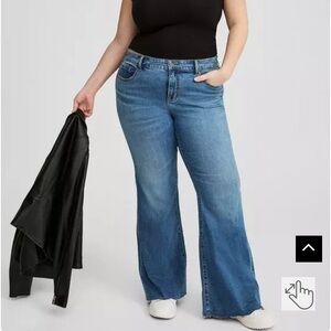 26R Torrid Perfect Mid-Rise Flare Jean in Memory Lane